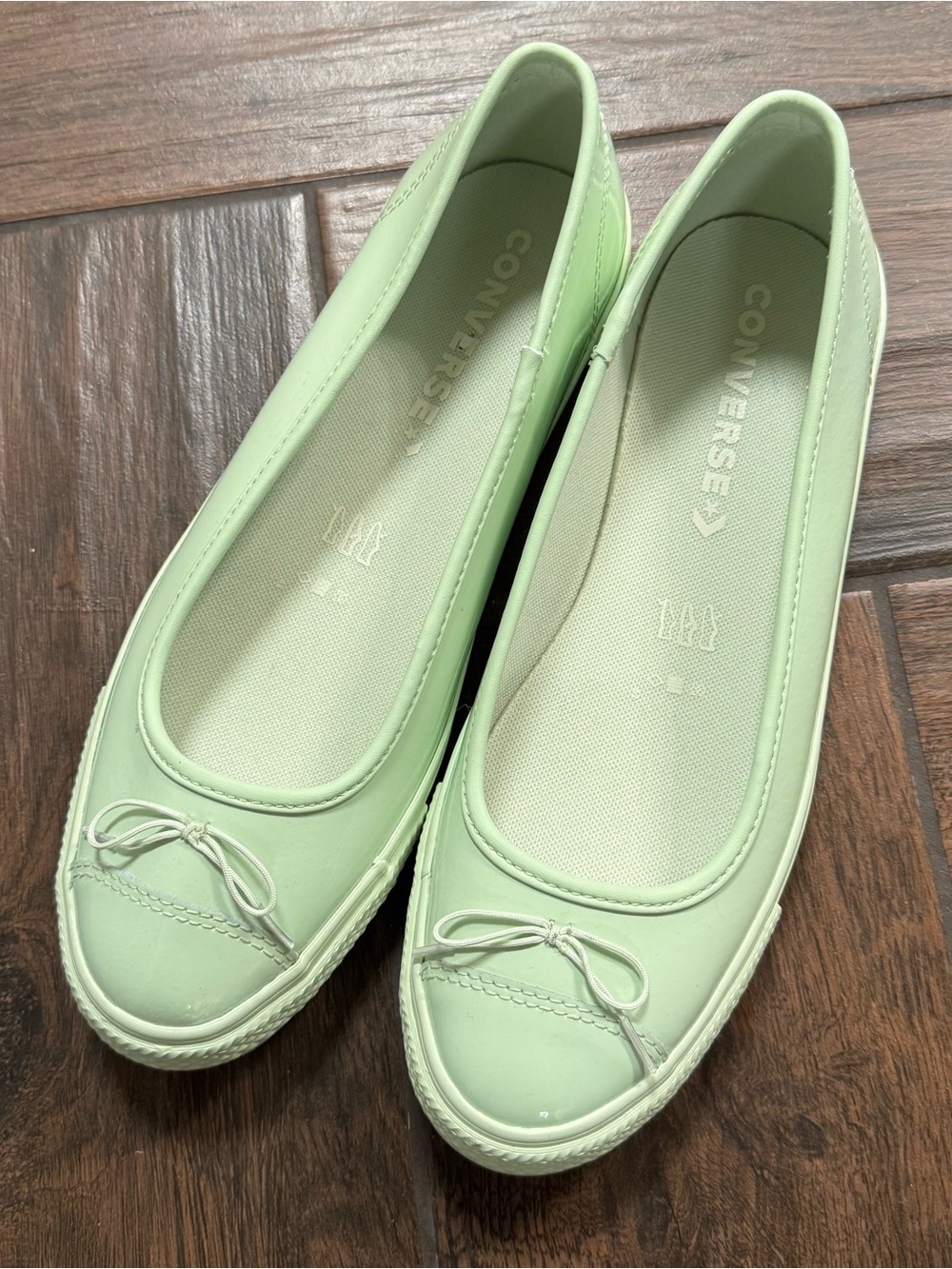 NWT Converse Mint Green Bow Ballet Flats Size 10